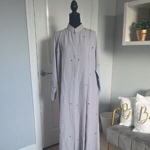 Elegant Gray Long Sleeve Gorget Abaya